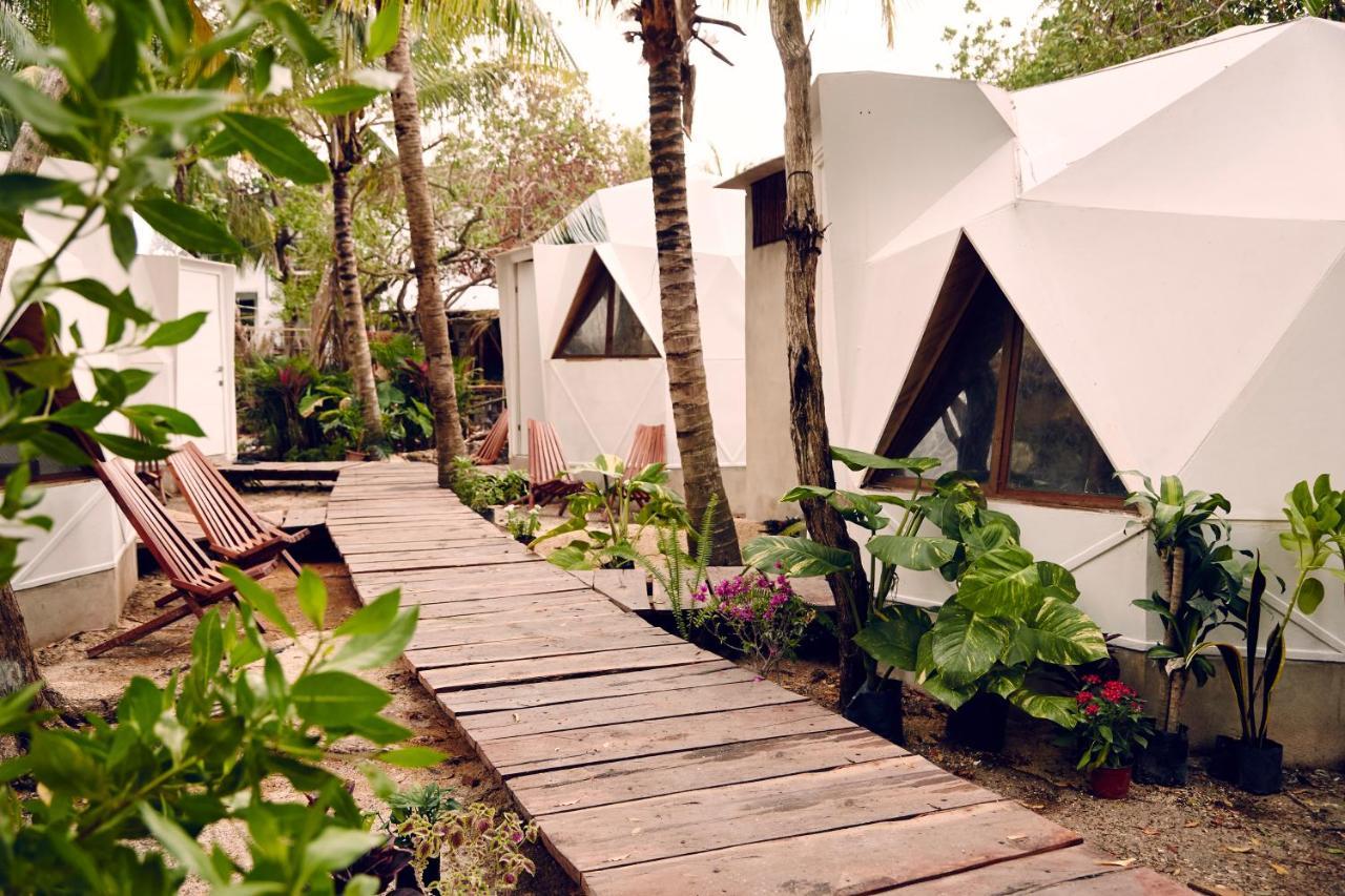 Frequency Hotel Isla Holbox Exterior photo