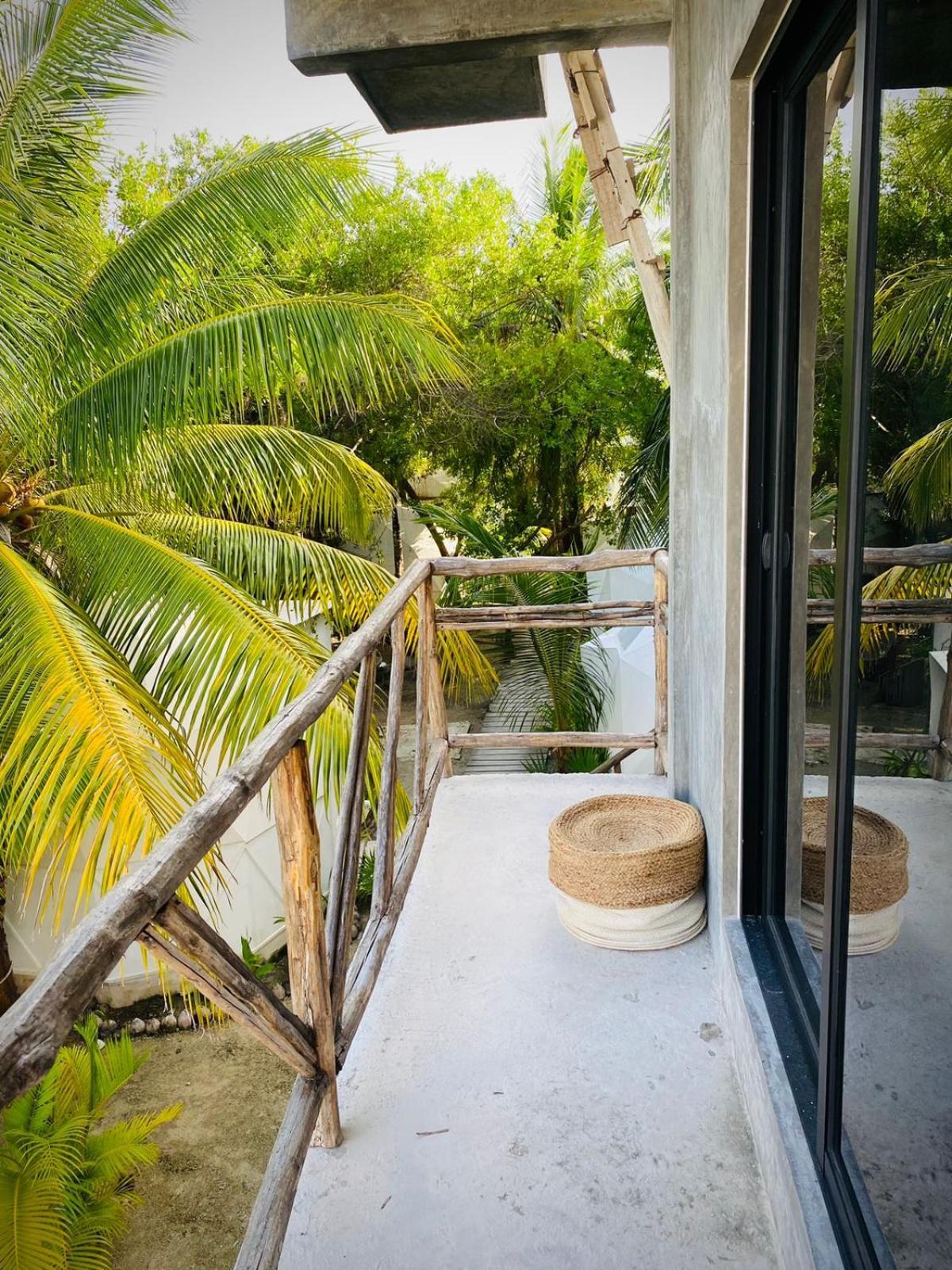 Frequency Hotel Isla Holbox Exterior photo